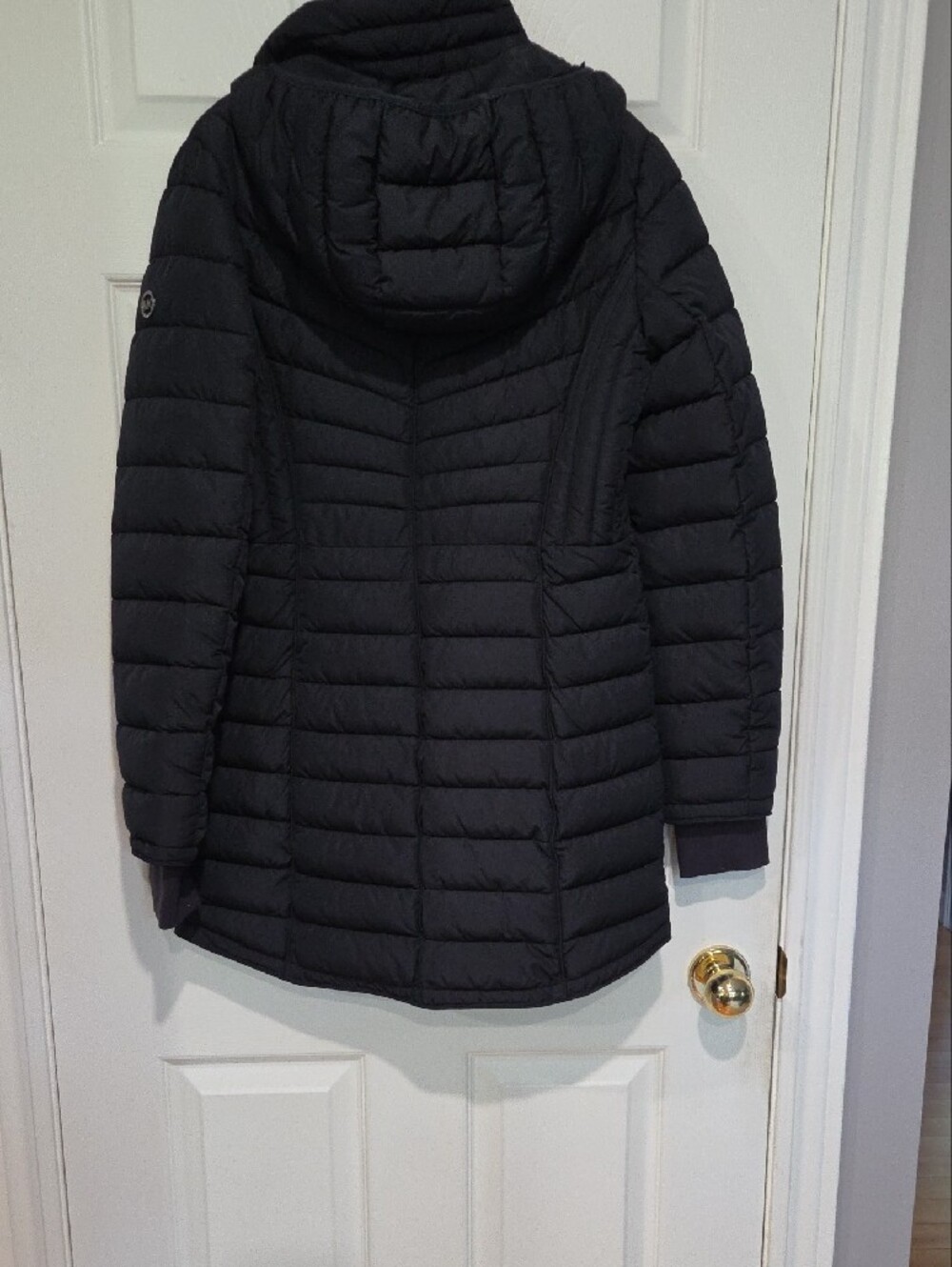 MICHAEL Michael Kors Black Quilted HoodedPackable Puffer Jacket Size S - Picture 7 of 8